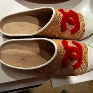 Chanel Women's Red and Tan Espadrilles
